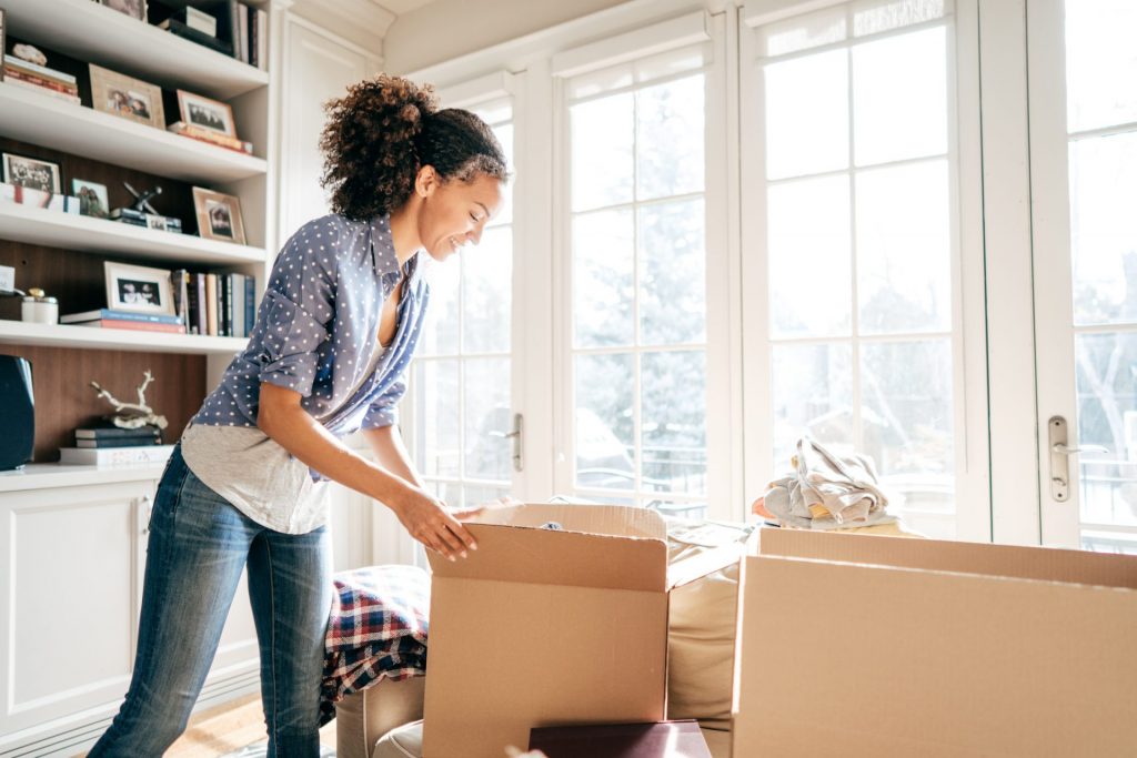 woman packing boxes