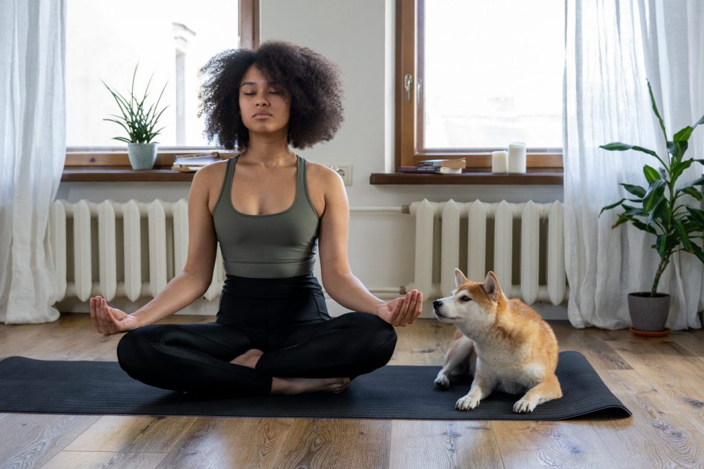 woman mediating